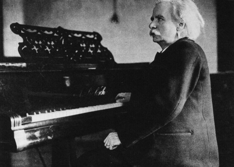 GRIEG GETS HIS BIRTHDAY CELEBRATION TONIGHT WITH AUDIENCE